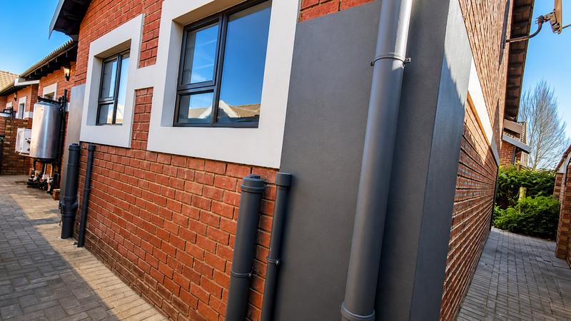 2 Bedroom Property for Sale in Heuwelsig Free State